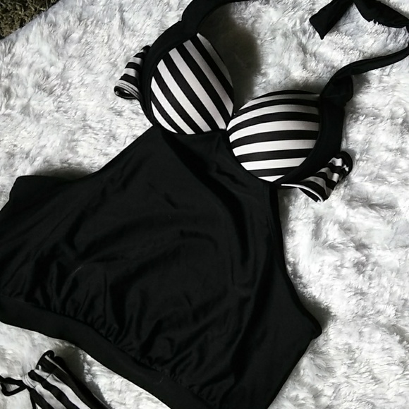SM: BLACk&WHITE TANKINI - Picture 3 of 8